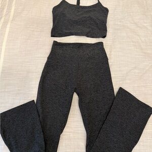 Beyond Yoga Charcoal Leggings Set